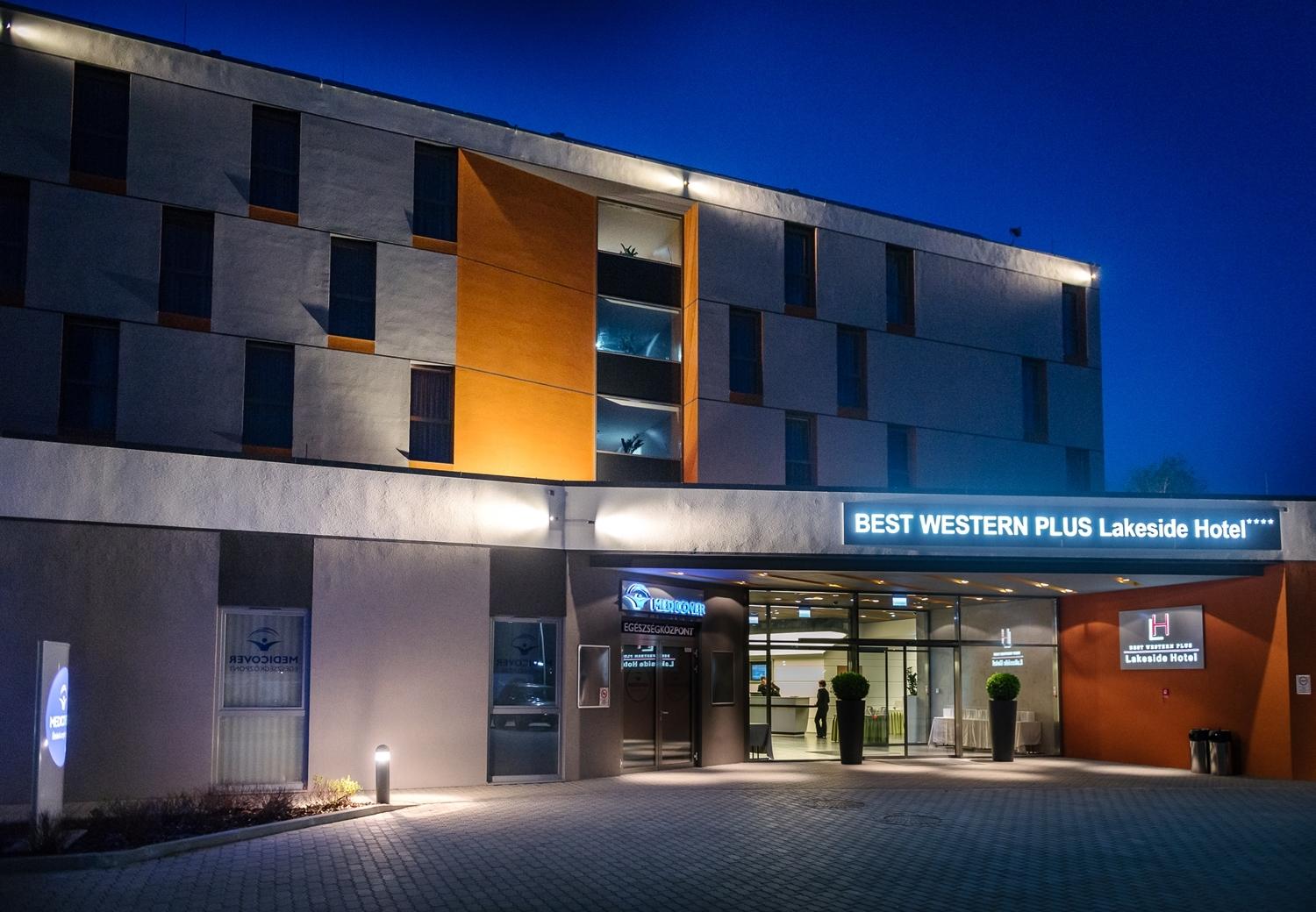 เบสต์ เวสเทิร์น พลัส เลคไซด์ โฮเต็ล Hotel เซแกชแฟเฮร์วาร์ ภายนอก รูปภาพ